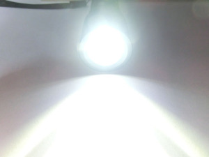 200ルーメンのLEDライト