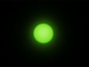 緑色に見える